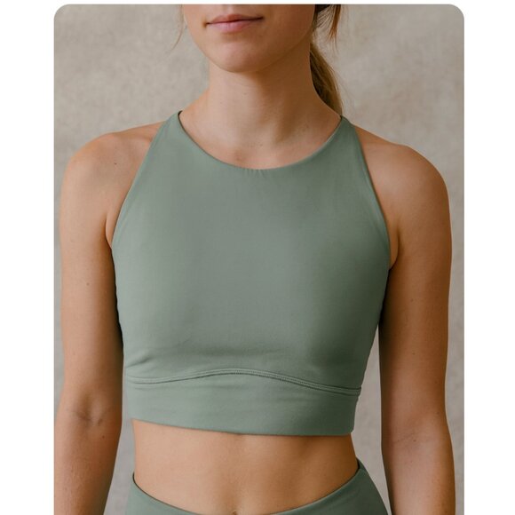 Alphalete Alphalux High Neck Sports Bra Sea Green Racerback Activewear Gym - Picture 1 of 5